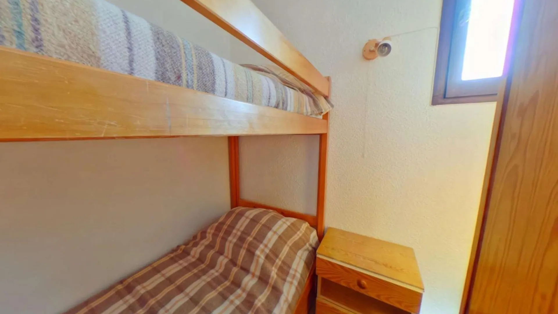 הוטלוס Studio Cabine Central Aux Saisies Avec Balcon - 4 Pers, 2 Etoiles - Fr-1-594-192 0*,  צרפת